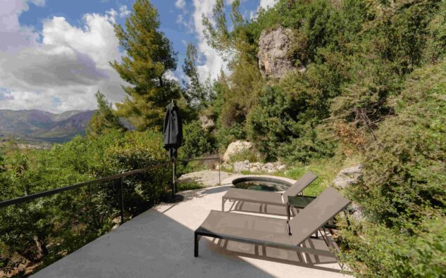 exterior pool suite
