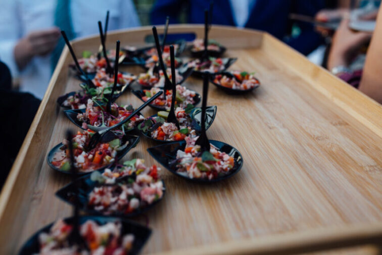 Aperitivo de cóctel de alta cocina en VIVOOD