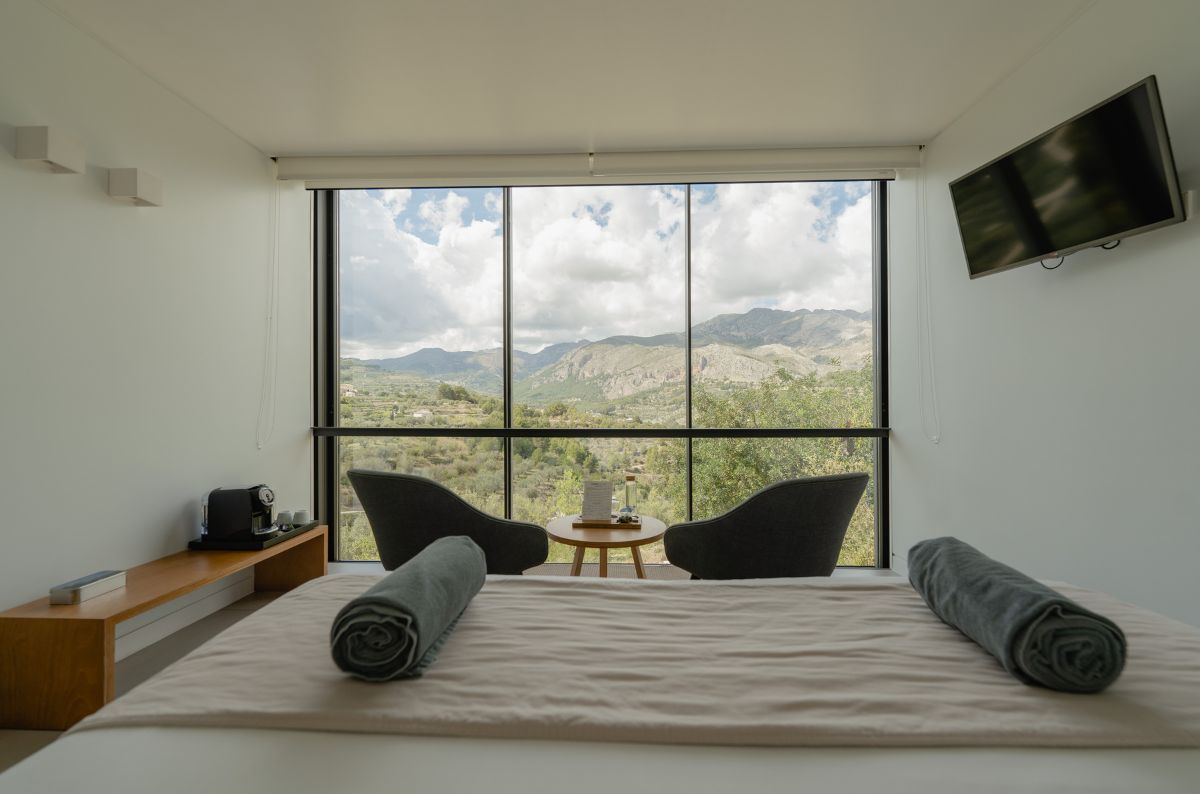 Suite Alicante vista interior premium pool suite