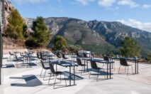 Patio exterior para reuniones al aire libre en VIVOOD