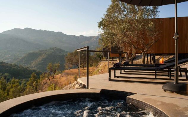 vista de tarde a pool suite VIVOOD