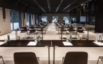 Salón grande para reuniones en VIVOOD