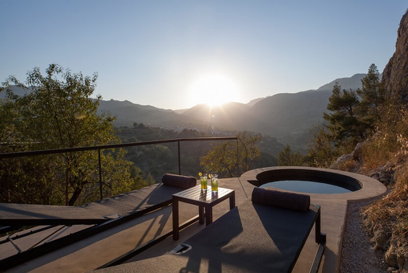 Suites con jacuzzi climatizado al aire libre Hotel Vivood