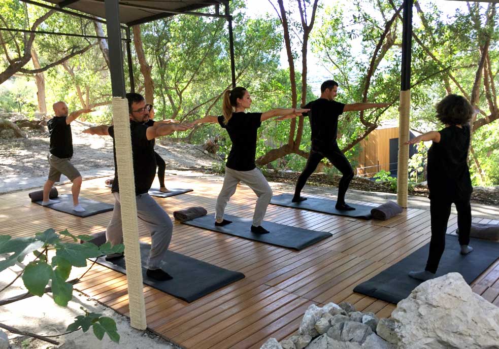 clase de yoga hotel vivood